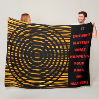 GOOD-TO-KNOW Fleece Blanket