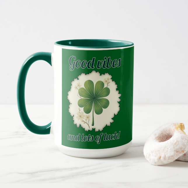 Good Vibes St Patrick’s Day Shirt – caneca Mug (With Donut)