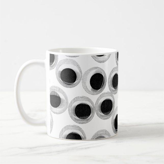 Googly eye pattern – transparent background coffee mug (Left)