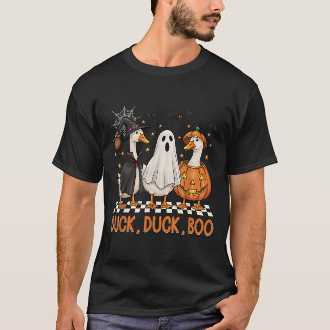 Goose Spooky Season Halloween Duck Duck Boo Men Wo T-Shirt (Front)