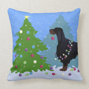 Gordon Setter decorating tree in the For Cushion