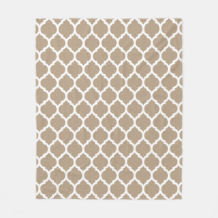 Gorgeous Cream White Moroccan Quatrefoil Pattern Fleece Blanket