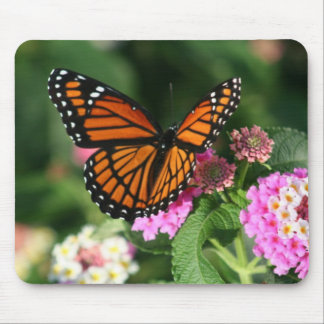 Gorgeous Monarch Butterfly Design Mouse Mat