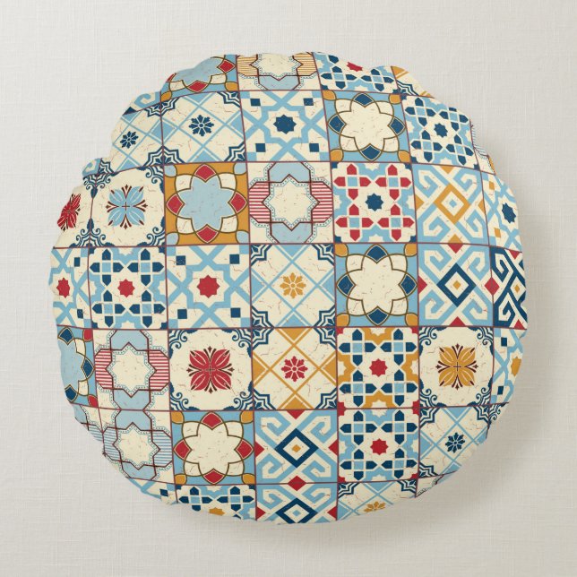 Gorgeous seamless pattern white colourful Moroccan Round Cushion (Front)