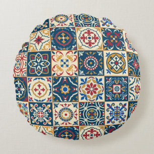 Gorgeous seamless pattern white colourful Moroccan Round Cushion