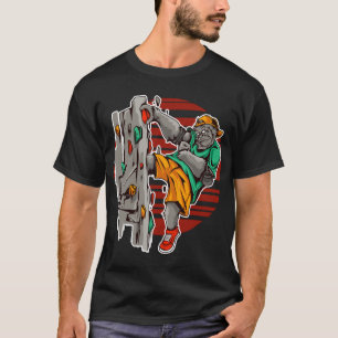Gorilla Climbing   T-Shirt