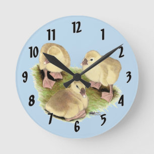 Goslings: Buff African Round Clock