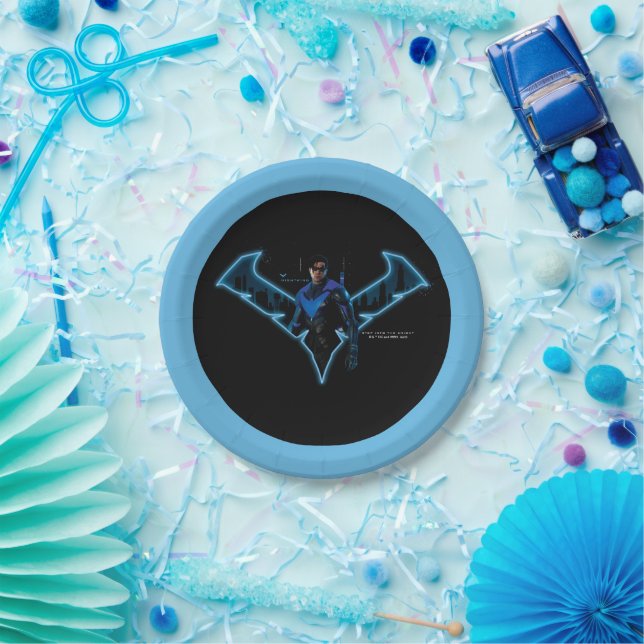 Gotham Knights Nightwing in Logo Paper Plate (Party)
