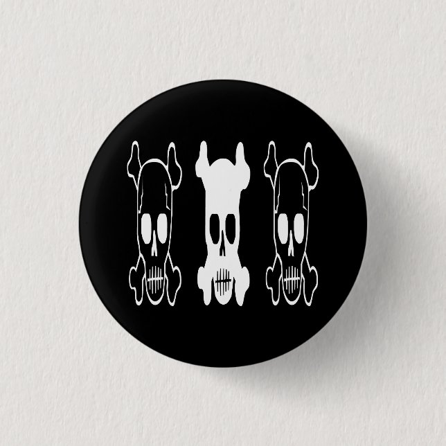 GOTHIC SKULLS 3 CM ROUND BADGE (Front)