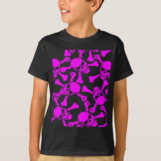 GOTHIC SKULLS CROSSBONES PATTERN T-Shirt (Front)