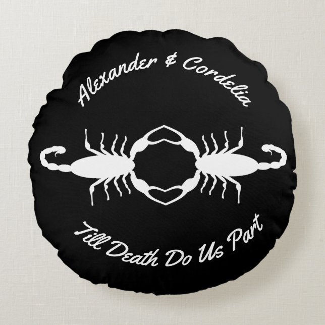 Gothic White Wedding Scorpions Custom Round Cushion (Front)
