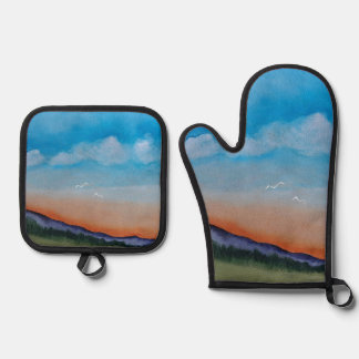 Graceful Gloing Hills Oven Mitt & Pot Holder Set