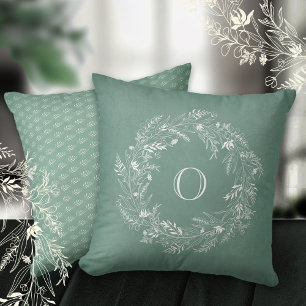 Graceful green leafy circle letter O Cushion