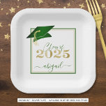 Graduation 2025 Faux Metallic Green Gold Script Paper Plate<br><div class="desc">Modern personalised CLASS OF 2025 green, gold and white graduation party plates with your graduate's name in a chic handwritten script with faux metallic green graduation cap and faux metallic gold 2025. ASSISTANCE: For help with design modification/personalisation, colour change, transferring the design to another product or would like coordinating items,...</div>