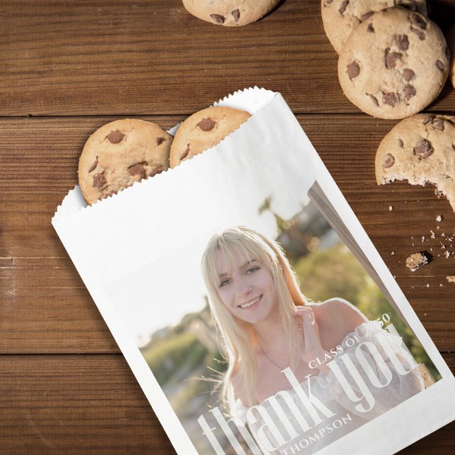 Graduation Candy Favours Classic Gold Calligraphy Favour Bags (Classic gold calligraphy graduation thank you favor bag perfect for elegant grad party treats.)