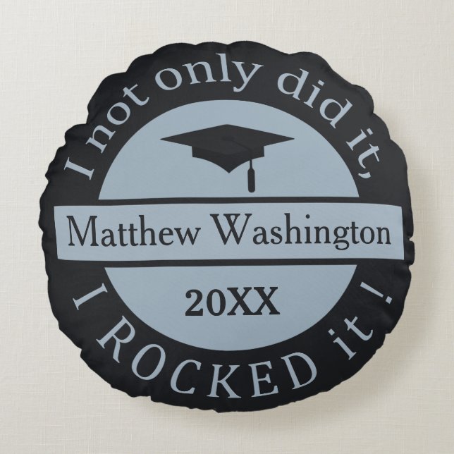 Graduation custom name & year throw pillow (Front)