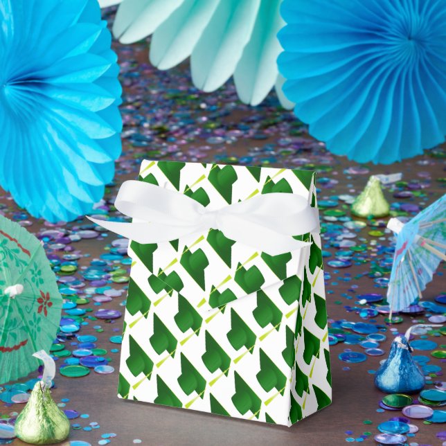 Graduation High School, College Green Cap Pattern Favour Box (Party)