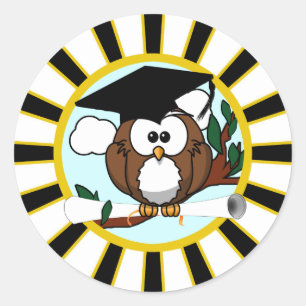 Graduation Owl w/ Black and Gold Classic Round Sticker