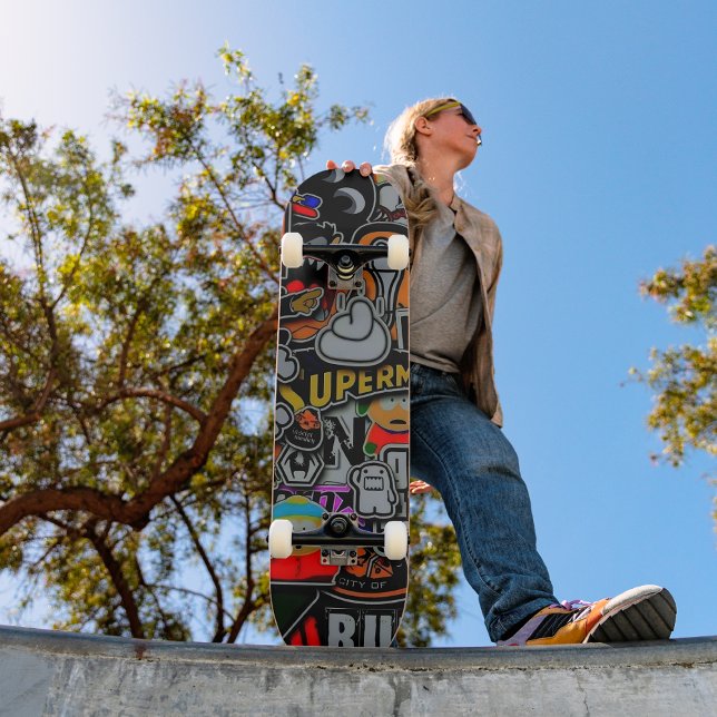Graffiti art Skateboard (Creator Uploaded)