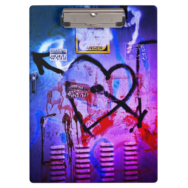 Graffiti Love    Clipboard (Front)