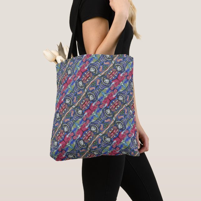 graffiti pattern tote bag (Close Up)