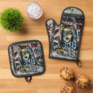 Graffiti Urban Street Cool Grunge Modern Unique Oven Mitt & Pot Holder Set