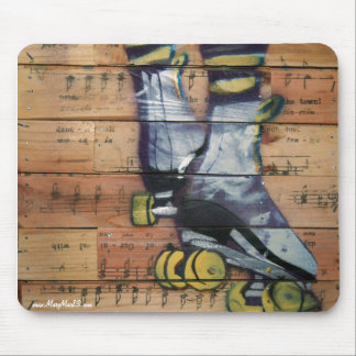 Graffitti Roller Girl Mouse Mat