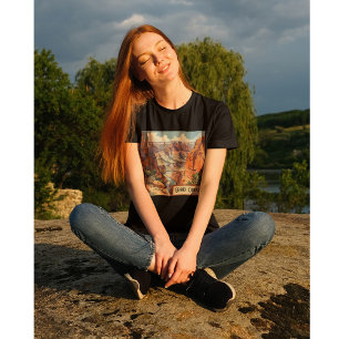 Grand Canyon Retro Travel Design T-Shirt