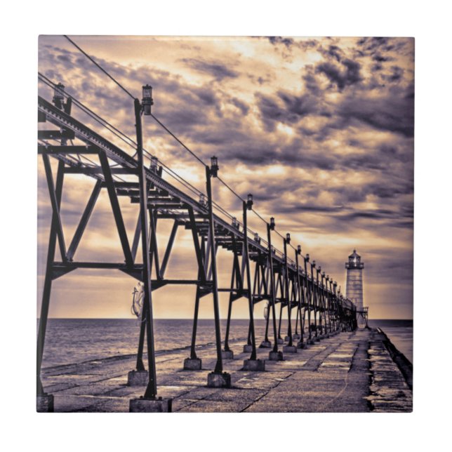 Grand Haven lighthouse and pier, Grand Haven Tile (Front)