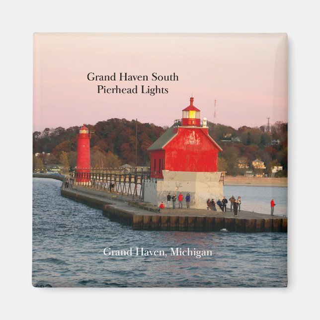 Grand Haven South Pierhead Lights magnet (Front)