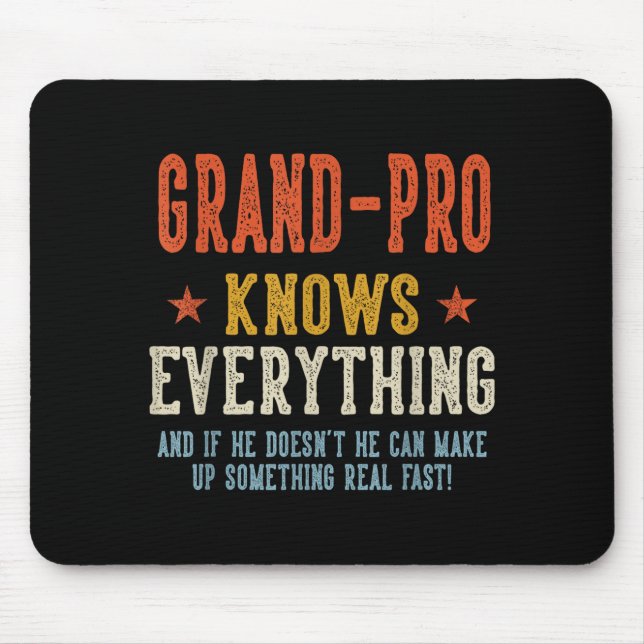 Grand-pro knows everything father's day retro mouse mat (Front)