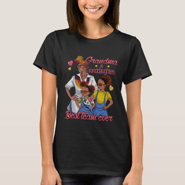 Grandma and granddaughters T-Shirt (Front)