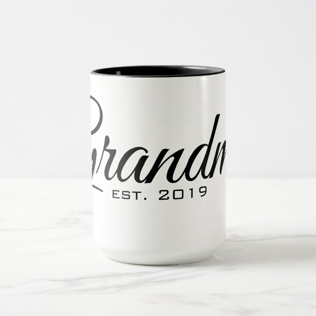 Grandma est 2019 Mug (Center)