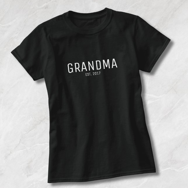 Grandma Established Gift T-Shirt (Creator Uploaded)