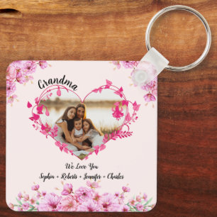 Grandma flower heart Grandkids Names & Photo Key Ring
