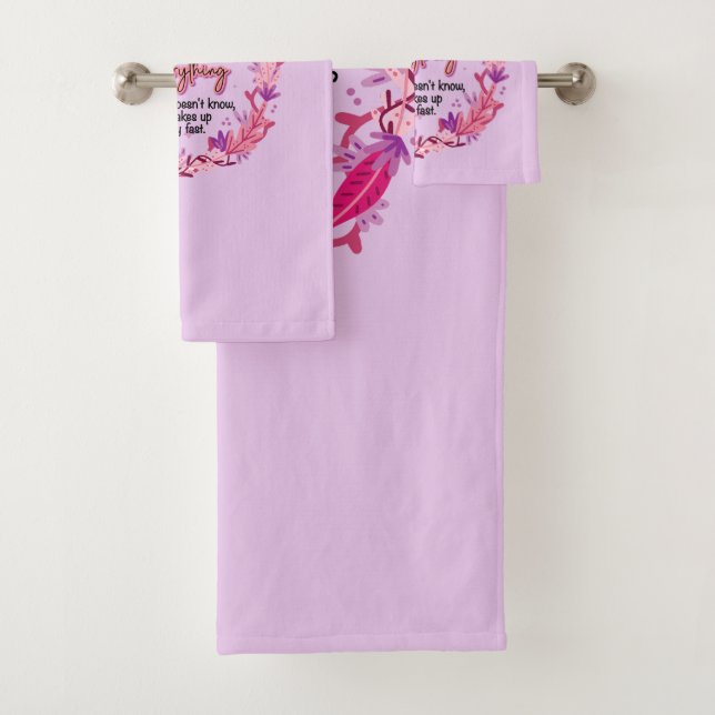 Grandma Knows Everything Bath Towel Set (Insitu)