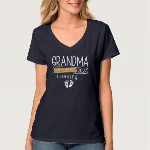 Grandma Loading 2027 Pregnancy Reveal T-Shirt