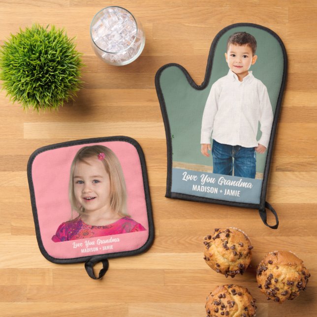 Grandma Love Kids Custom Photo Oven Mitt & Pot Holder Set (Top Down)