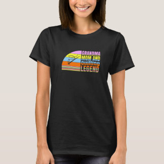 Grandma Mum And Quilting Legend Sewing Women Quilt T-Shirt