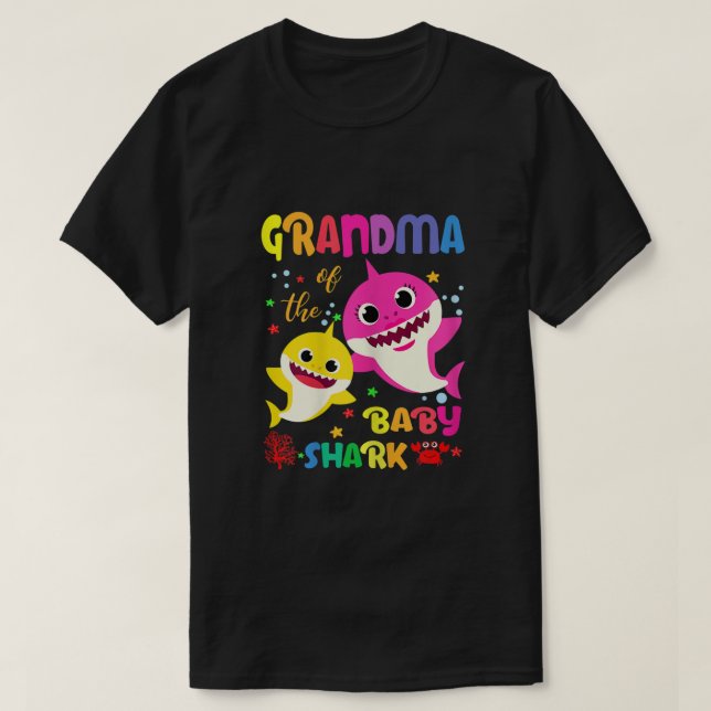 Grandma Of The Baby Shark Birthday Grandma Shark  T-Shirt (Design Front)