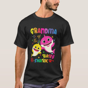 Grandma Of The Baby Shark Birthday Grandma Shark  T-Shirt