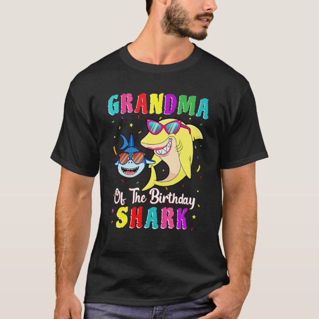 Grandma Of The Shark Birthday Family Birthday Gran T-Shirt (Front)