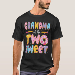 Grandma Of The Two Sweet Donut 2Nd Birthday Boy Gi T-Shirt