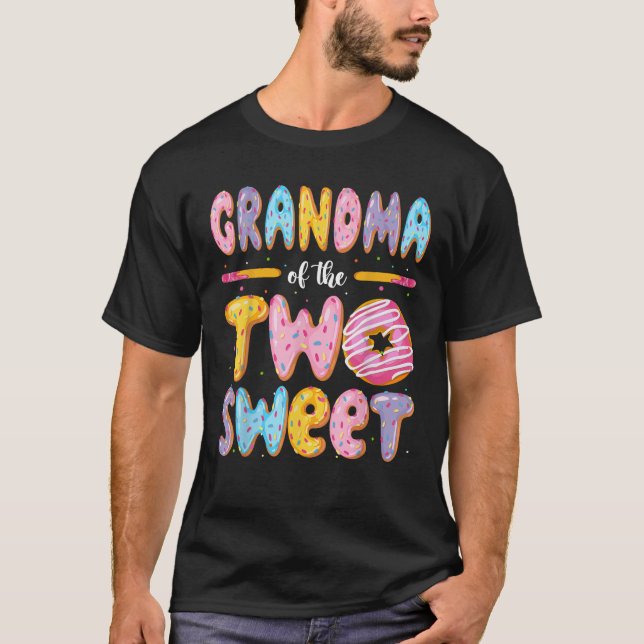 Grandma Of The Two Sweet Donut 2Nd Birthday Boy Gi T-Shirt (Front)