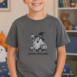 Grandma’s Favourite Ghost Retro Halloween Pumpkins T-Shirt