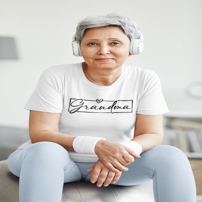 Grandma Script & Heart T-Shirt (Creator Uploaded)