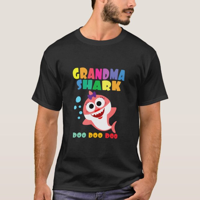 Grandma Shark T-Shirt Doo Doo Funny Baby Mummy Kid (Front)
