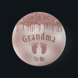 Grandma To Be Baby Shower Pink Girl Baby Feet 6 Cm Round Badge<br><div class="desc">Fun baby shower party favour!  Get the gradmas or grandmothers to be buttons!</div>