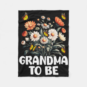 Grandma To Be, New Baby Pregnancy Announcement Rev Fleece Blanket