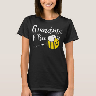 Grandma To Bee - Pregnancy Baby Shower Gift T-Shirt